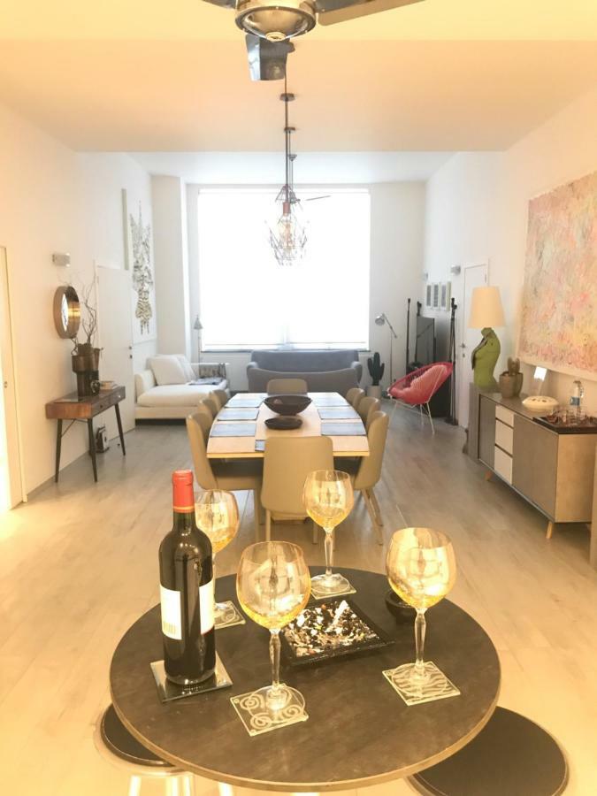 Апарт отель Les Lofts De Styliste Saint-Gilles Экстерьер фото