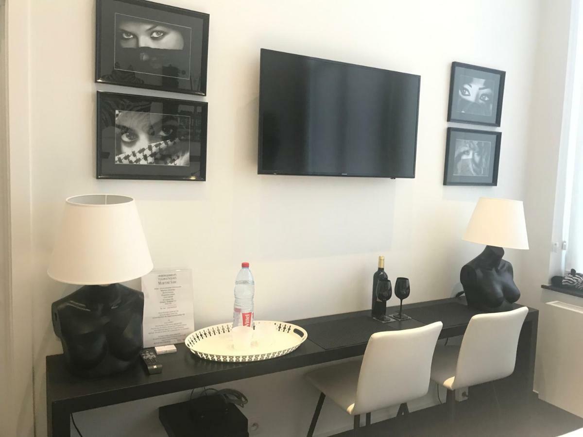 Апарт отель Les Lofts De Styliste Saint-Gilles Экстерьер фото